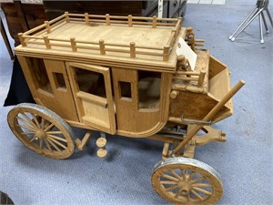 Wooden Toy Stage Coach no tongue