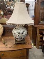 Vintage Chinese Table Lamp W/ Beaded Bottom