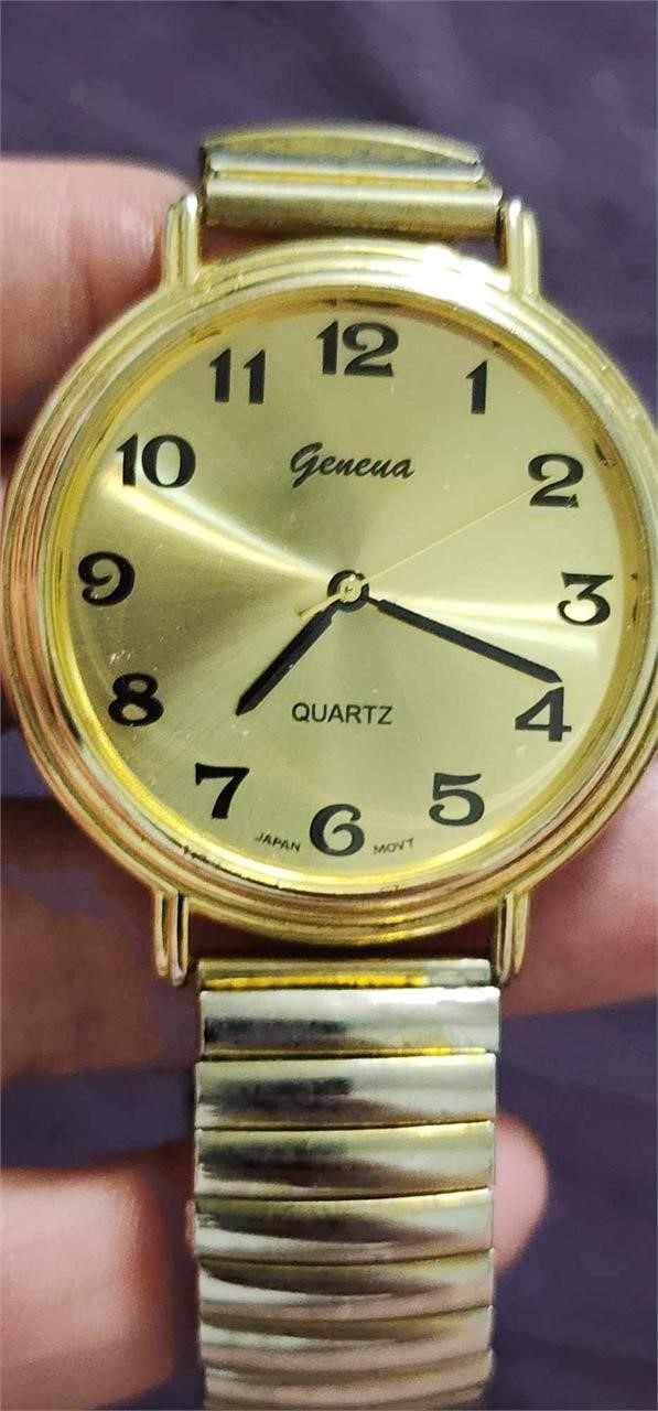 Vintage Geneva  Quartz Watch Gold Toned