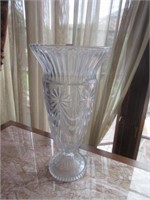 Shannon Crystal vase.