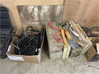 BOX OF TIE DOWNS AND JACK BLOCKS