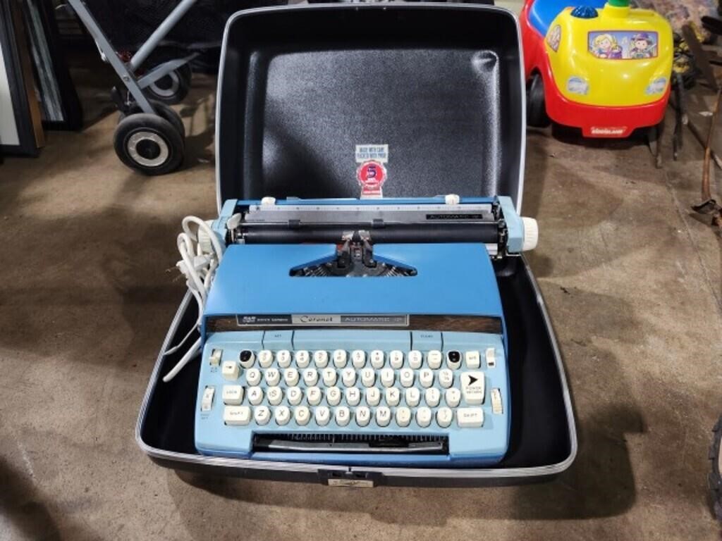 Coronet electric typewriter