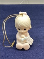 1985 Precious moments, figurine ornament