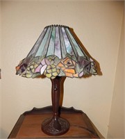 Tiffany Style Stained Glass Table Lamp Roses