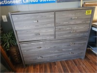 Chest of drawers 43X50''