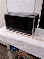 Magic Chef microwave