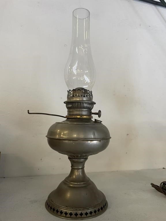 Early 1900's Kerosene Lamp w/ Shade