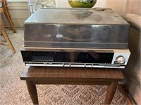 SOUNDDESIGN MODEL 4733 RECORD PLAYER