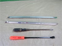 Tire irons - 24" - 2 ct, screwdriver,