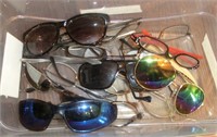 tub sunglasses & readers