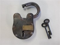 Vintage Iron Lock w/ Keys