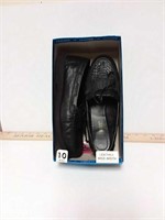 10W Black Leather Moccasin