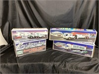 HESS TRUCK COLLECTORS!!!  4 PCS / NOS