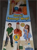 Melissa and Doug Dust, Mop Sweep set