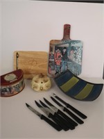 Cheese tray, steak knives, pottery centerpiece ++