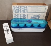 Salton Yogurt Maker w/ Jars & Umbrella Napkin