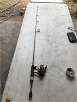 Crappie Maxx Slab shooter rod and open face reel