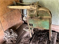 John Deere Corn Sheller