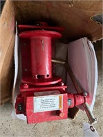 Thern 2K Rated Winch in Box