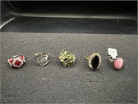 5 costume jewelry rings various sizes