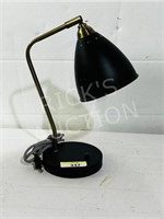 metal black & brass accent table lamp