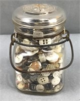 Ball jar of buttons