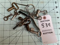 Lot of Vintage Odd Keys