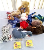 T - LOT OF TY COLLECTIBLE ANIMALS & TAG BAGS (P102
