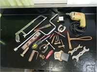 Lot of misc & vintage tools - black & decker