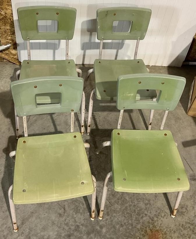 4 Plastic & Metal Children’s Chairs