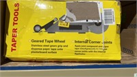 Geared tape wheel