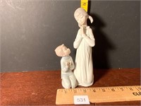 Lladro Teaching To Pray Boy & Girl Praying