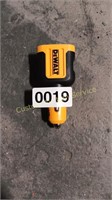 DEWALT PORTABLE CAR CHARGER