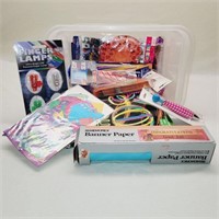 NEW Party Supplies in Plastic Carry Tote