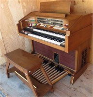 Lowrey Symphonic Theatre Organ