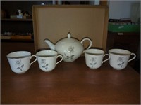 Queen Royal Etched Rose China - Teapot and 4 cups
