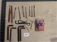 Lot of small screwdrivers and others