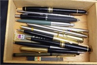 Box of assorted vintage ballpoint & fountain pens