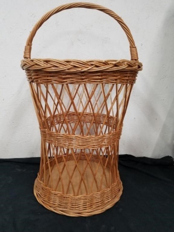 Large Wicker Basket, 30" x 17"