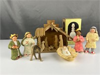 Wooden Manger Resin figures