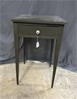 HP single drawer side table with enamel knob