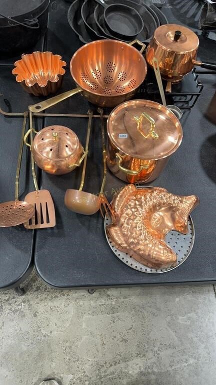 GROUP OF COPPER COOKWARE AND UTENSILS