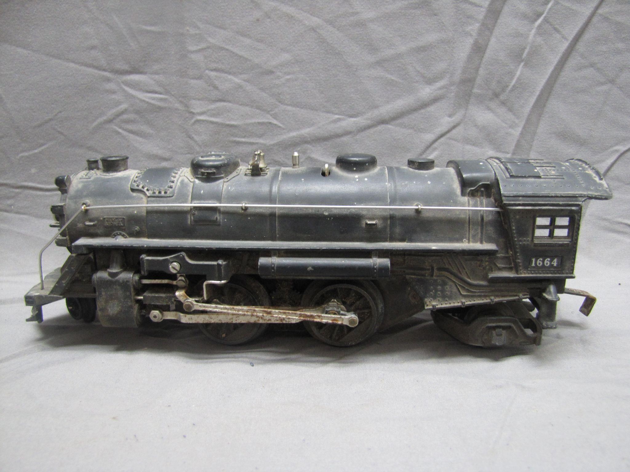 Pre-War WWII Lionel "1664" Train Engine