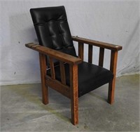 Oak Child's Morris chair
