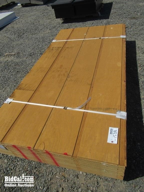 (20) 5/4"x4'x8' 12" OC Siding