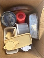 Tupperware, kitchen items