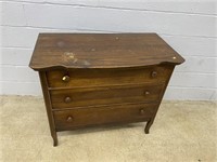 3-drawer Oak Vtg. Dresser Base