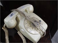 ROTARY DIAL PHONE