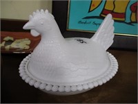 WHITE COVERED HEN DISH