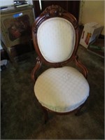 VICTORIAN PARLOUR CHAIR